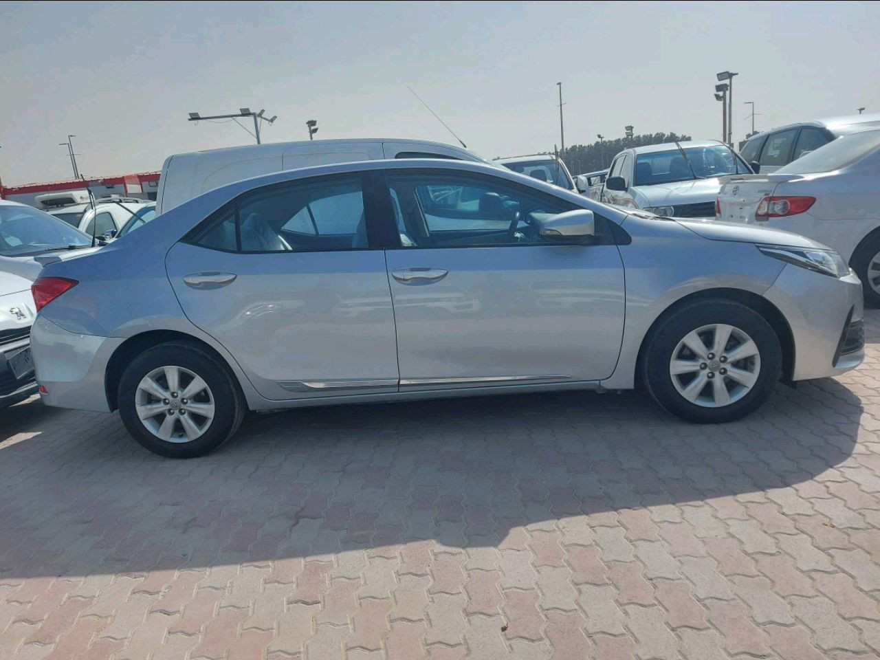 Toyota Corolla - Image 4