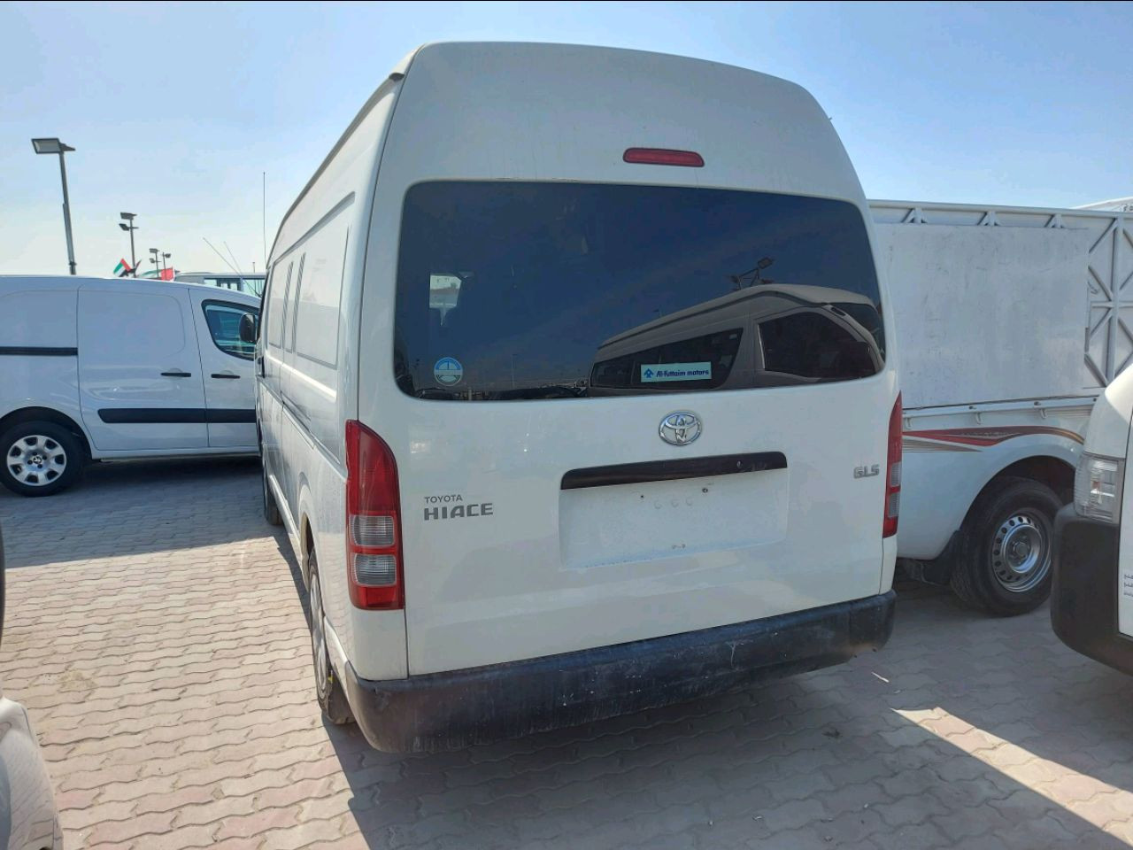Toyota Hiace - Image 2