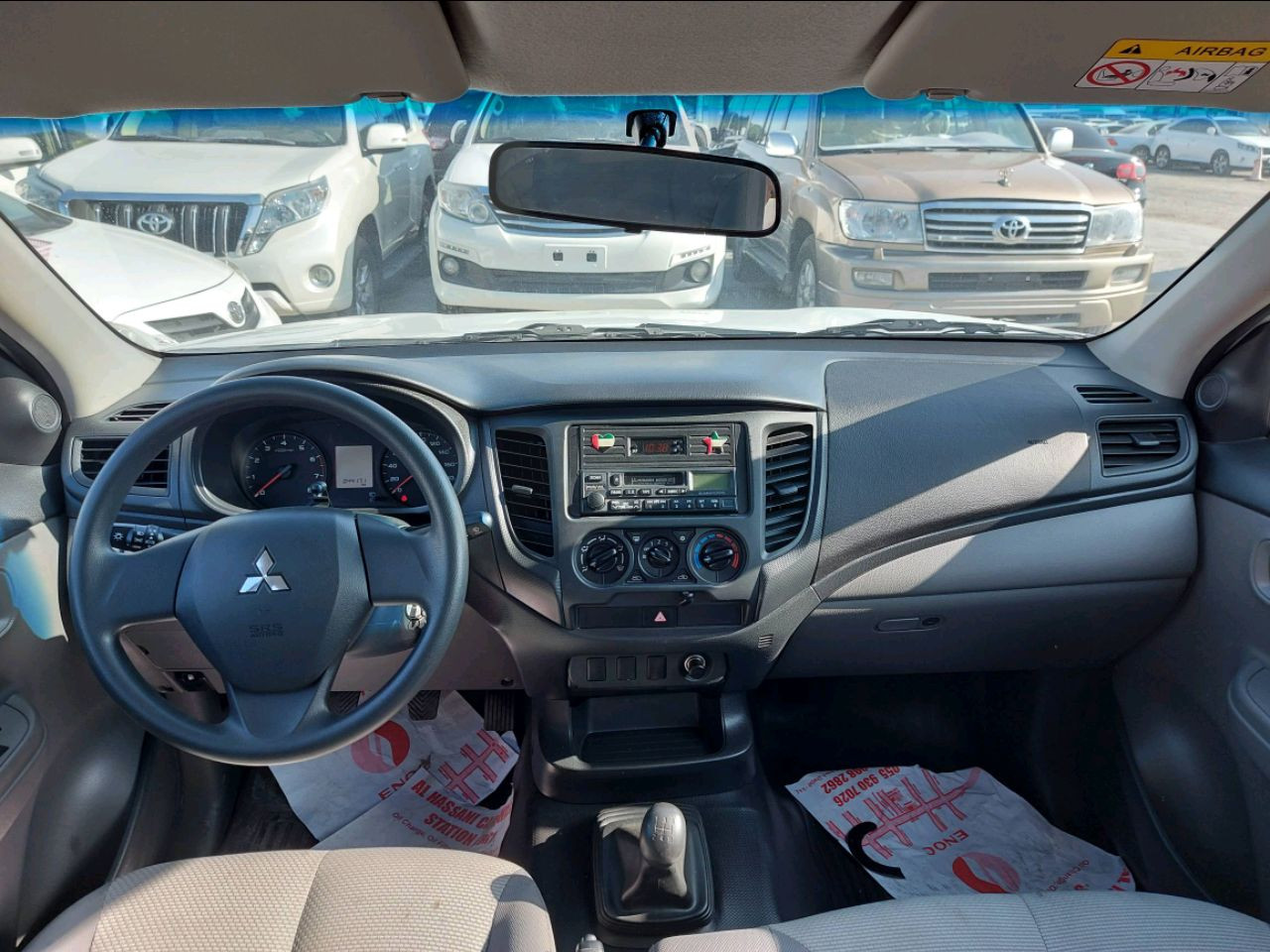 Mitsubishi Pickup - Image 6