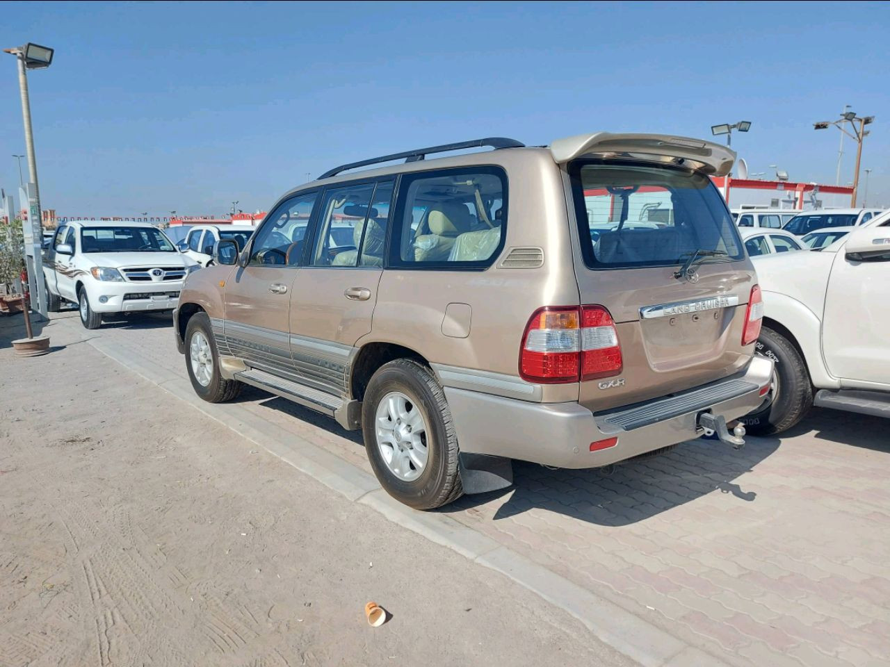 Toyota Land Cruiser - Image 4