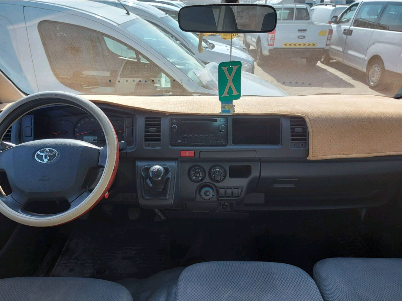 Toyota Hiace - Image 5