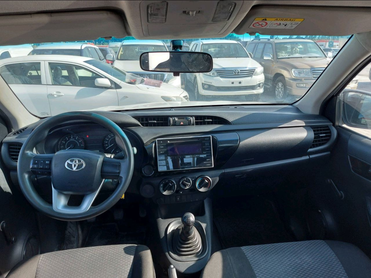 Toyota Hilux - Image 6