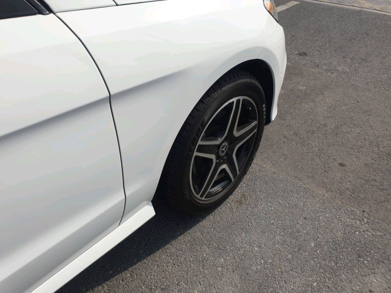 Mercedes Benz GLE SUV - Image 7