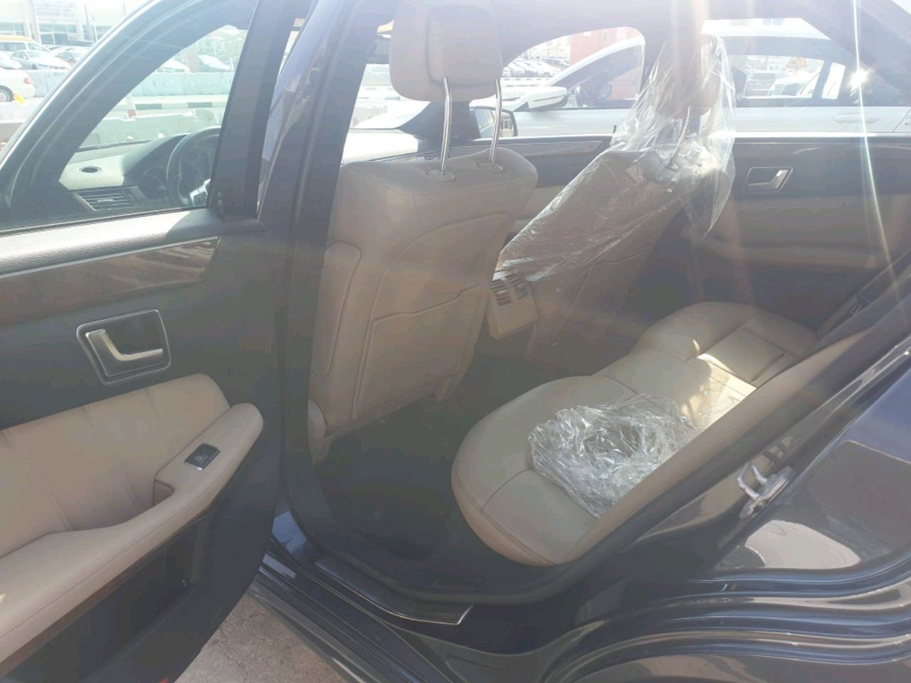 Mercedes Benz E-Class - Image 4