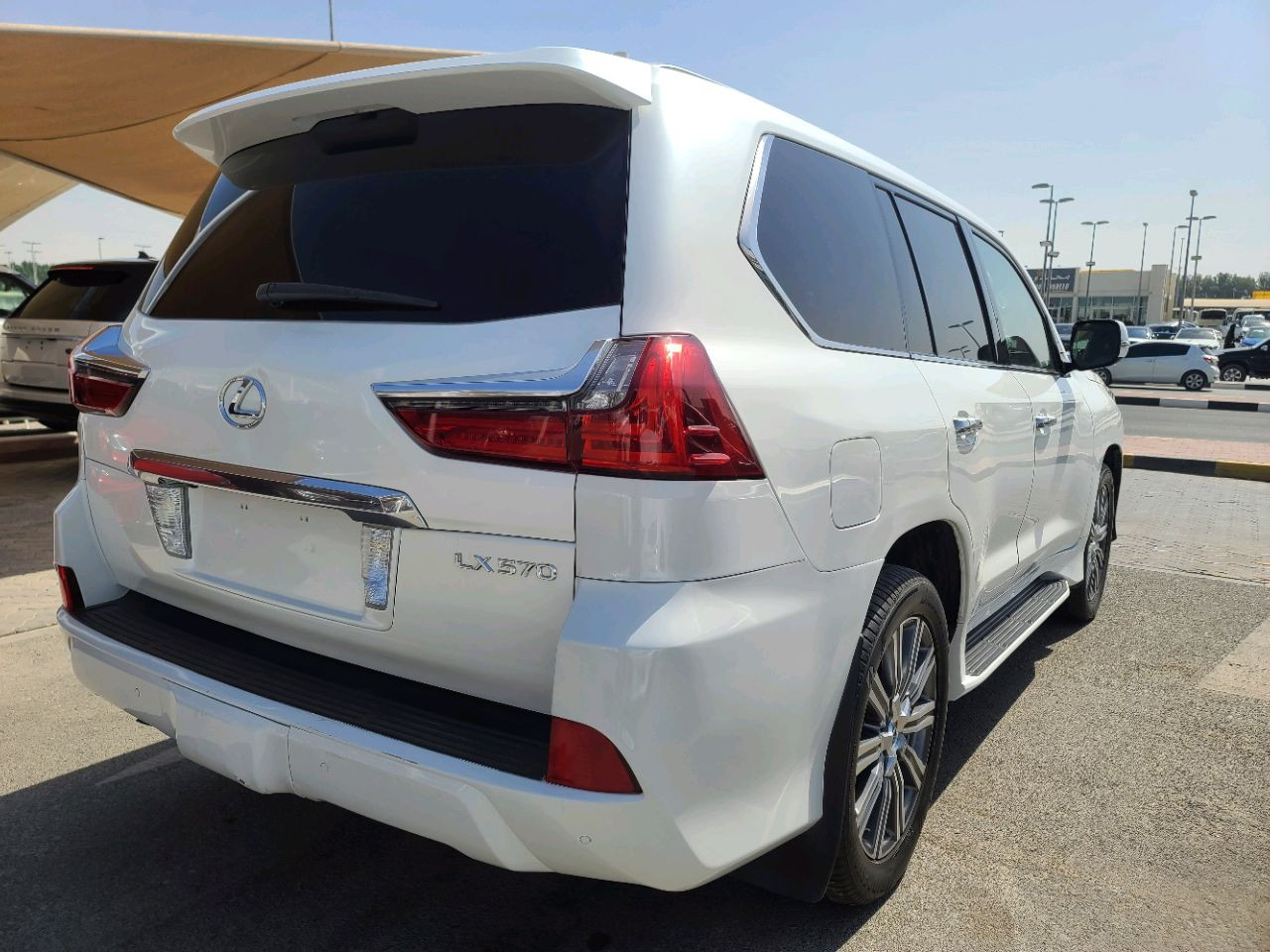 Lexus LX-Series - Image 6