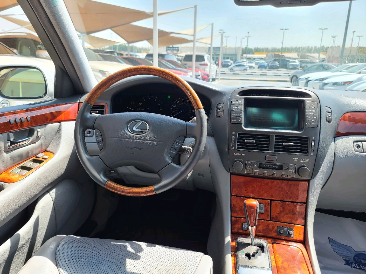 Lexus LS-Series - Image 9