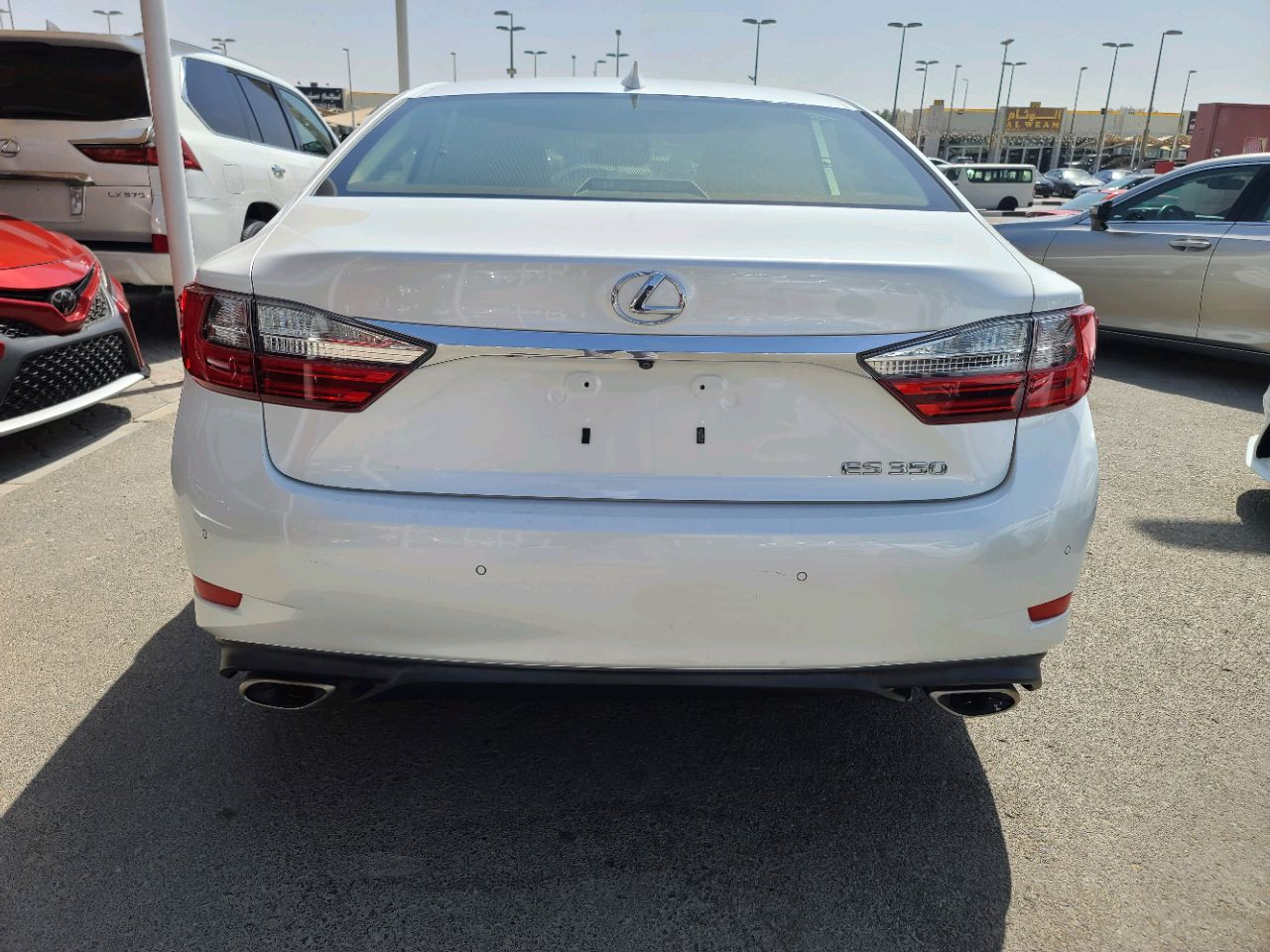 Lexus ES-Series - Image 9