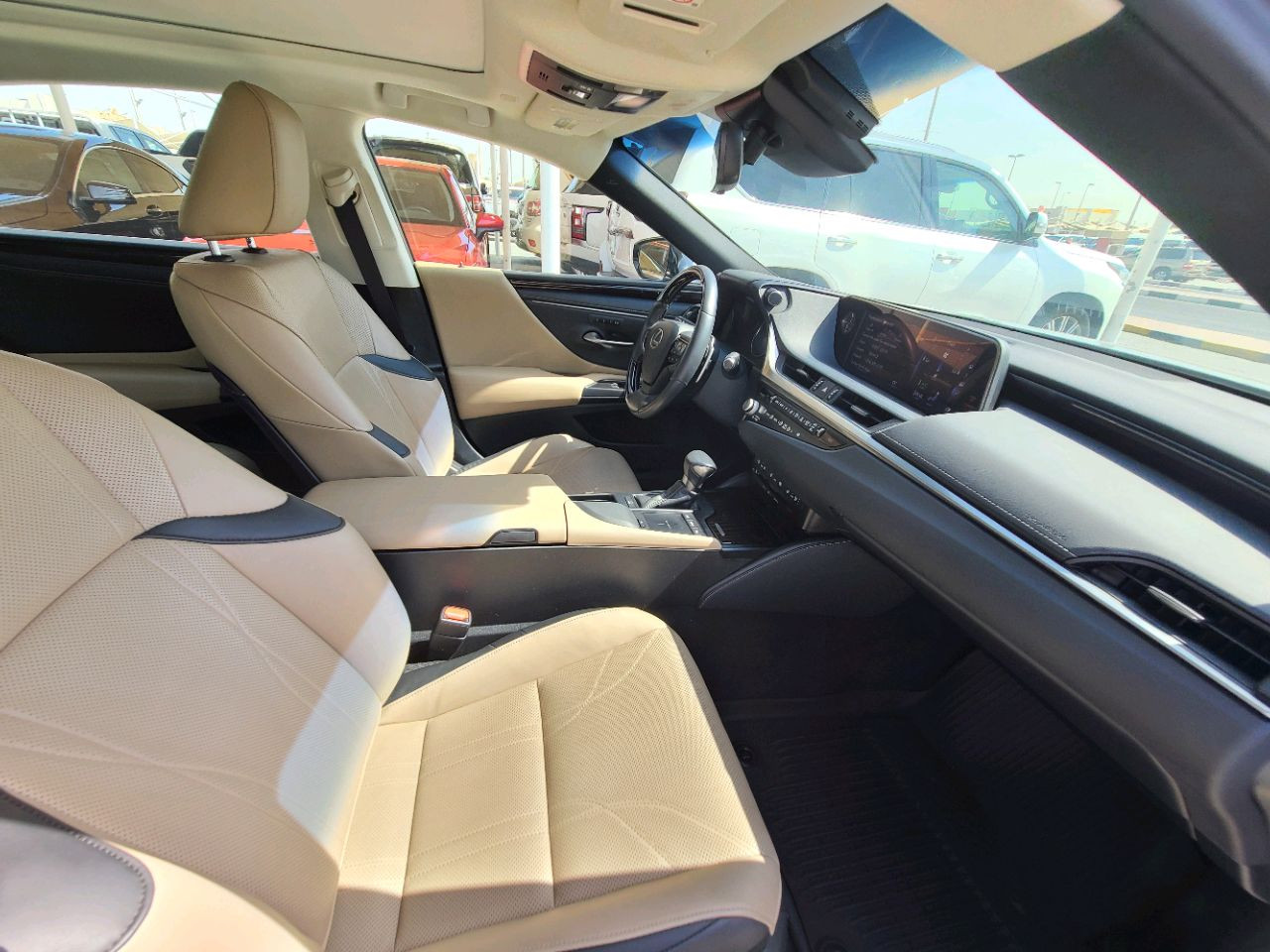 Lexus ES-Series - Image 6
