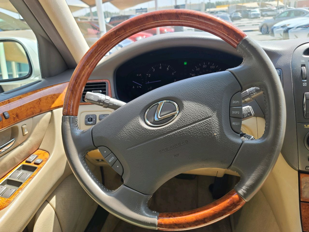 Lexus IS-Series - Image 2