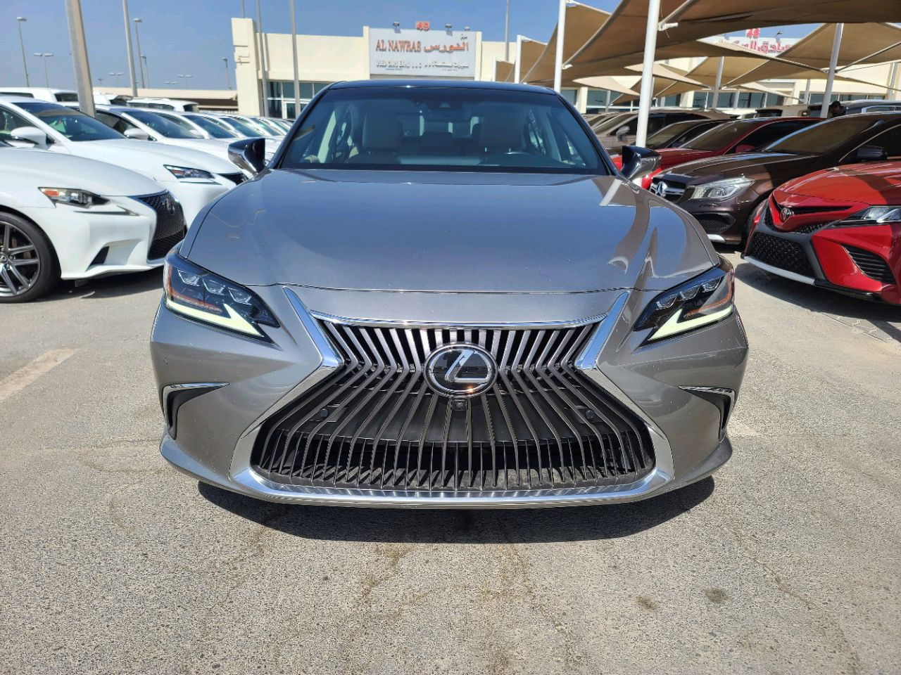 Lexus ES-Series - Image 16