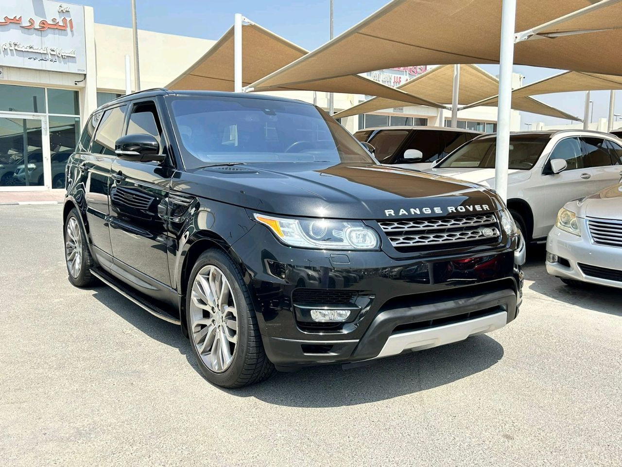 Range Rover Sport - Image 11