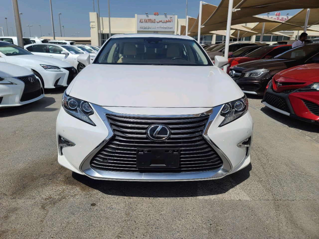 Lexus ES-Series - Image 8