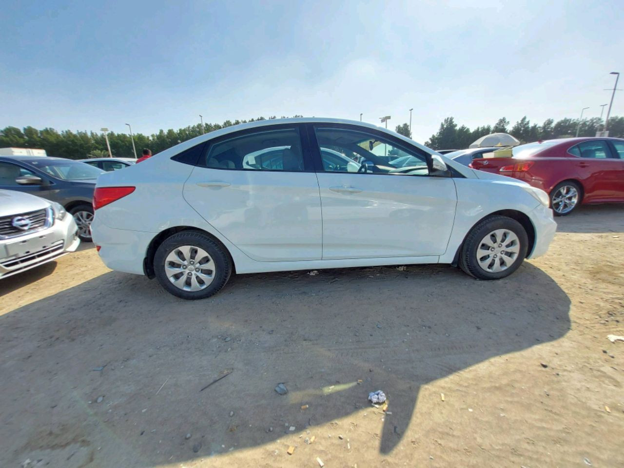 Hyundai Accent - Image 3