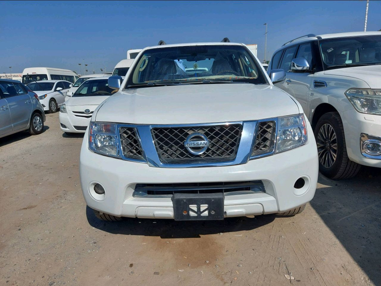 Nissan Pathfinder - Image 4