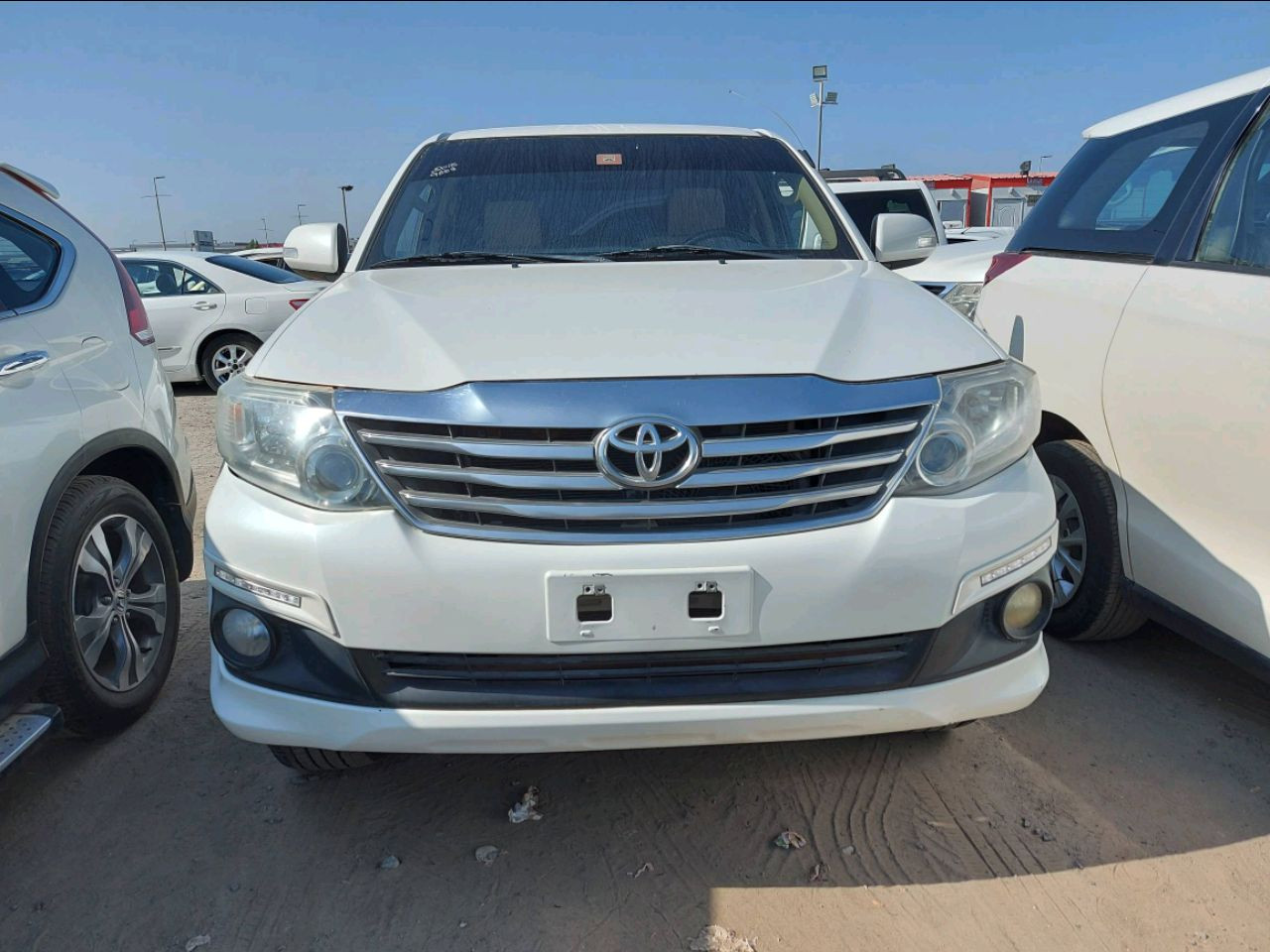 Toyota Fortuner - Image 4
