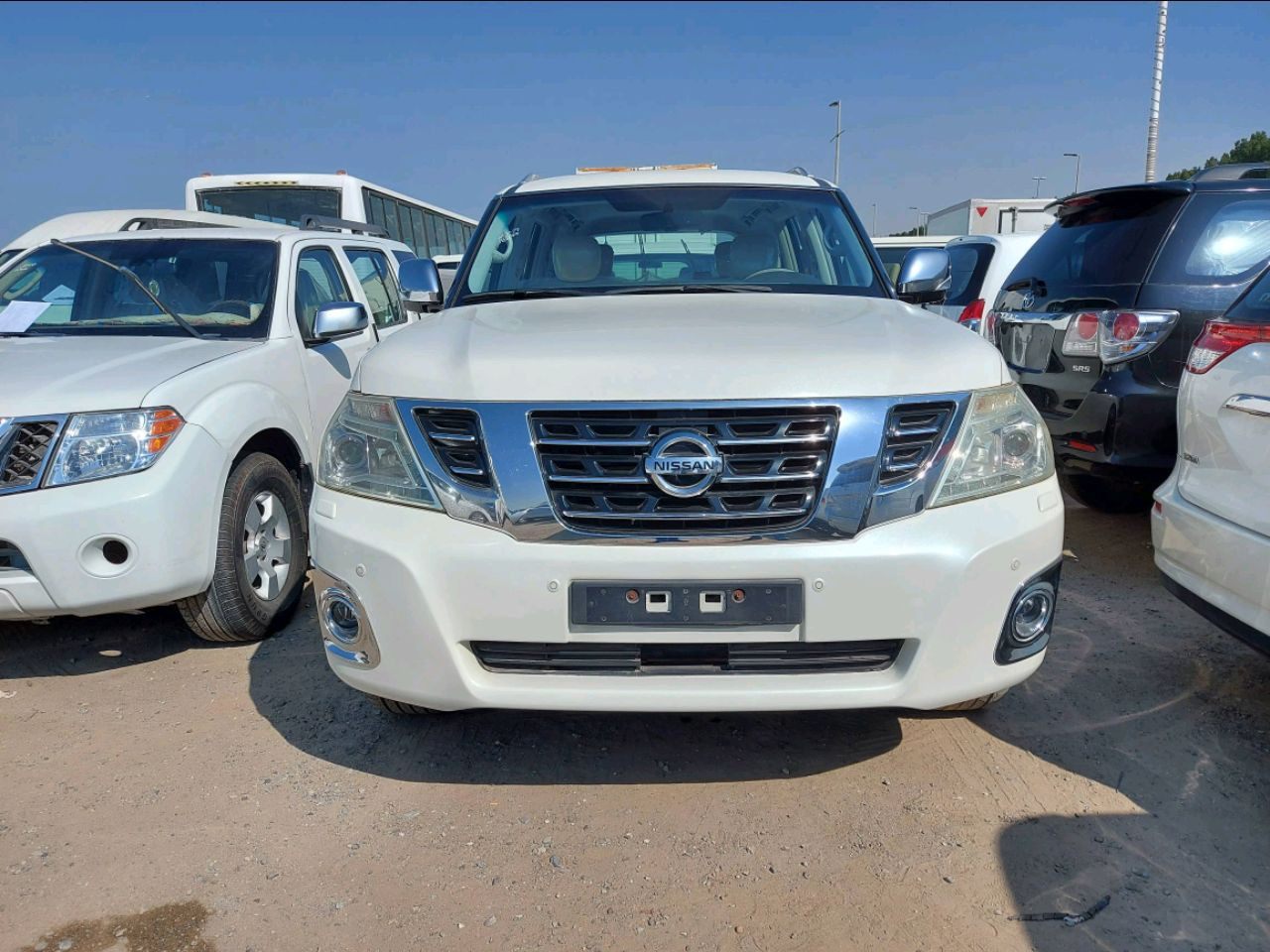 Nissan Patrol - Image 4