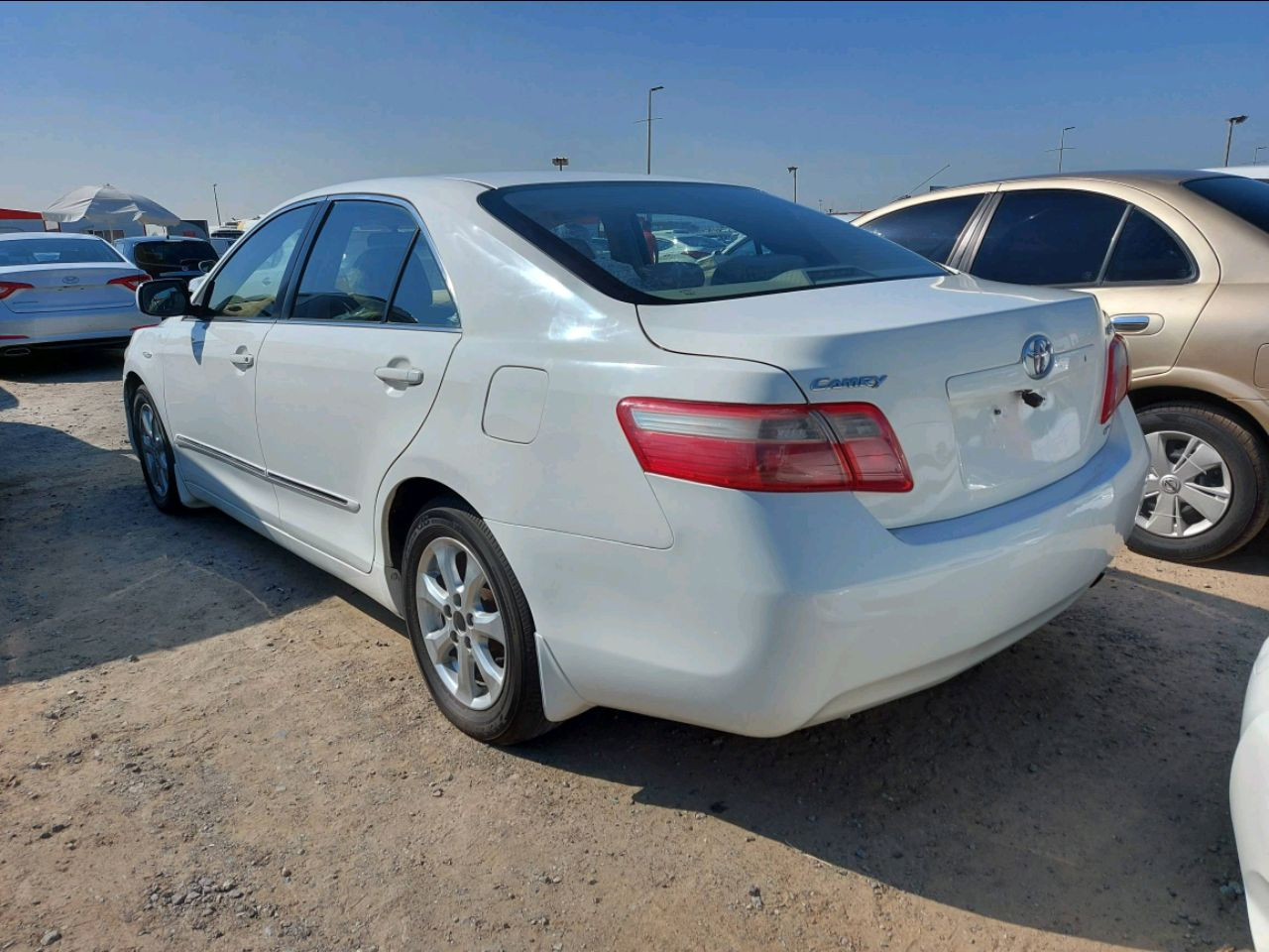 Toyota Camry - Image 3