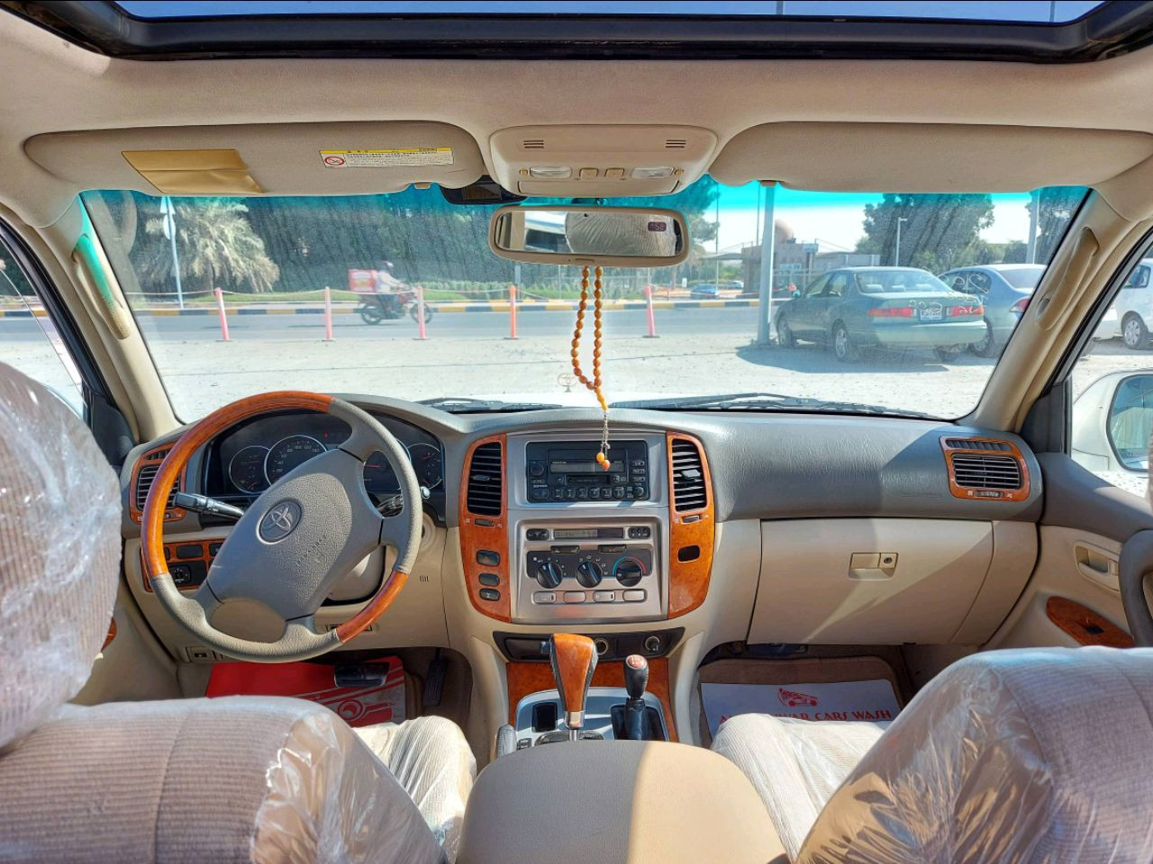 Toyota Land Cruiser - Image 6