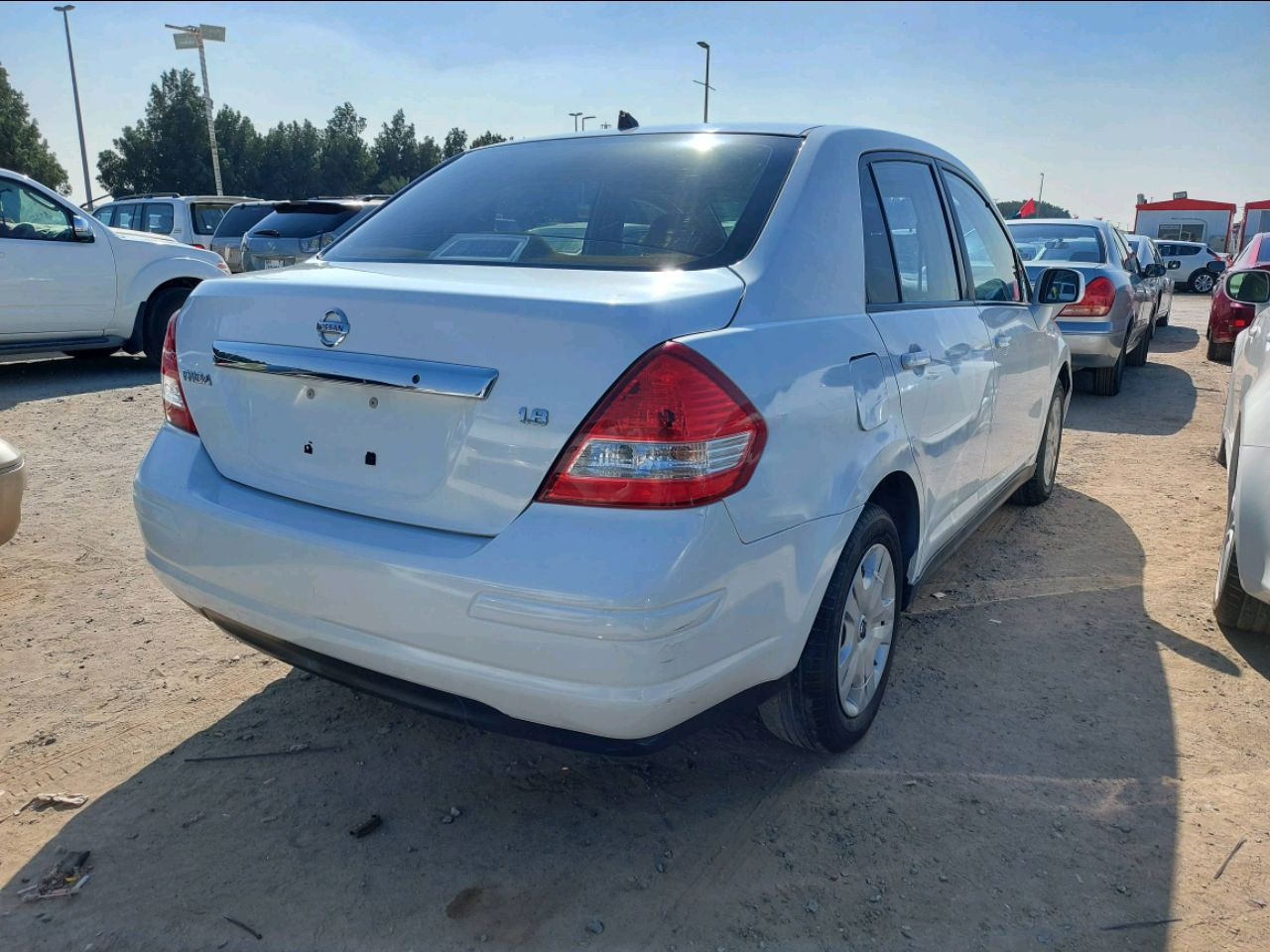 Nissan Tiida - Image 3