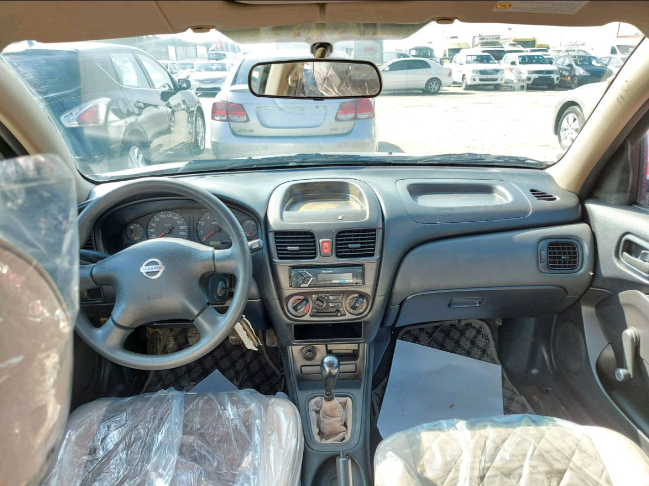 Nissan Sunny - Image 6