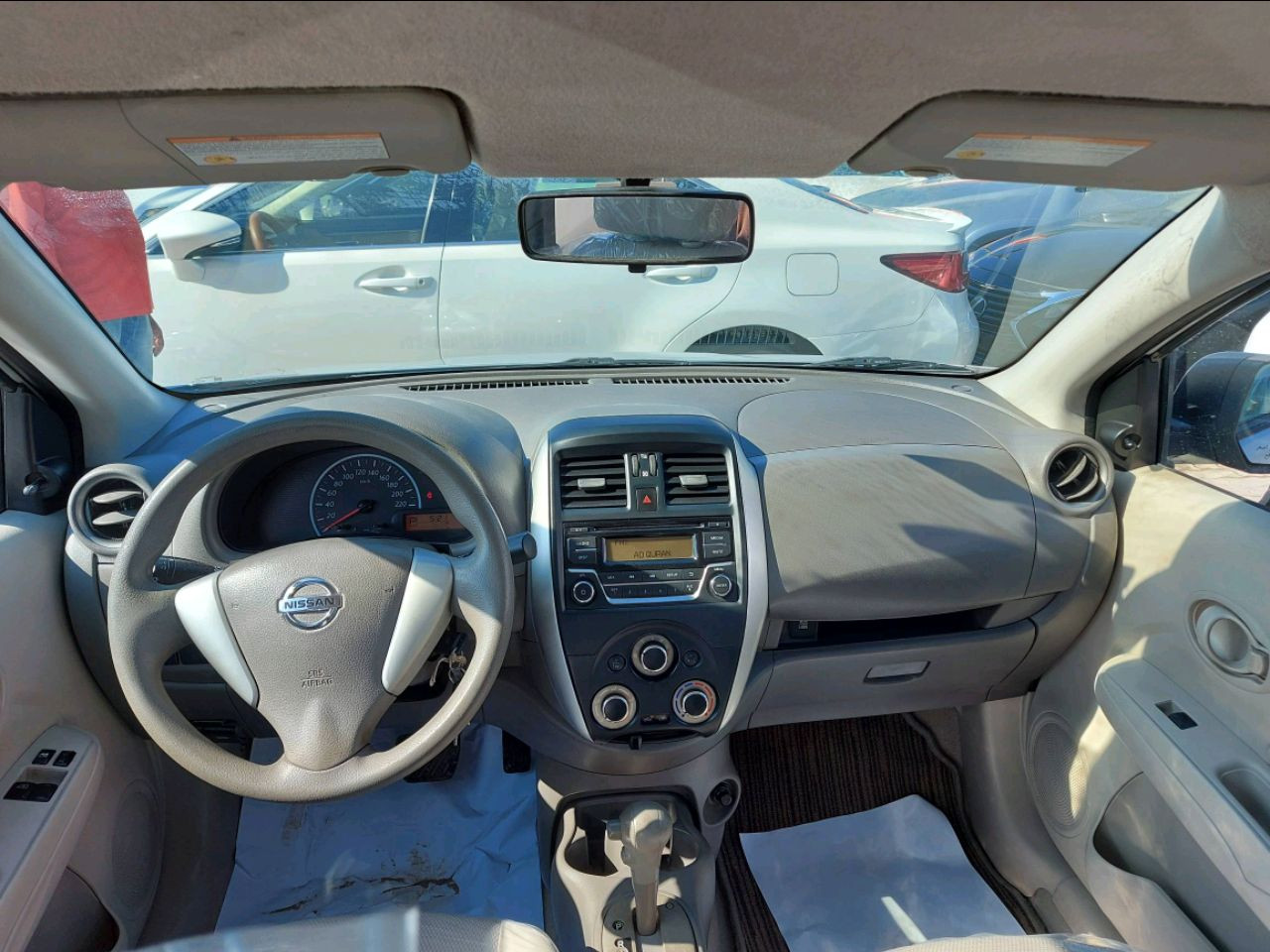 Nissan Sunny - Image 3