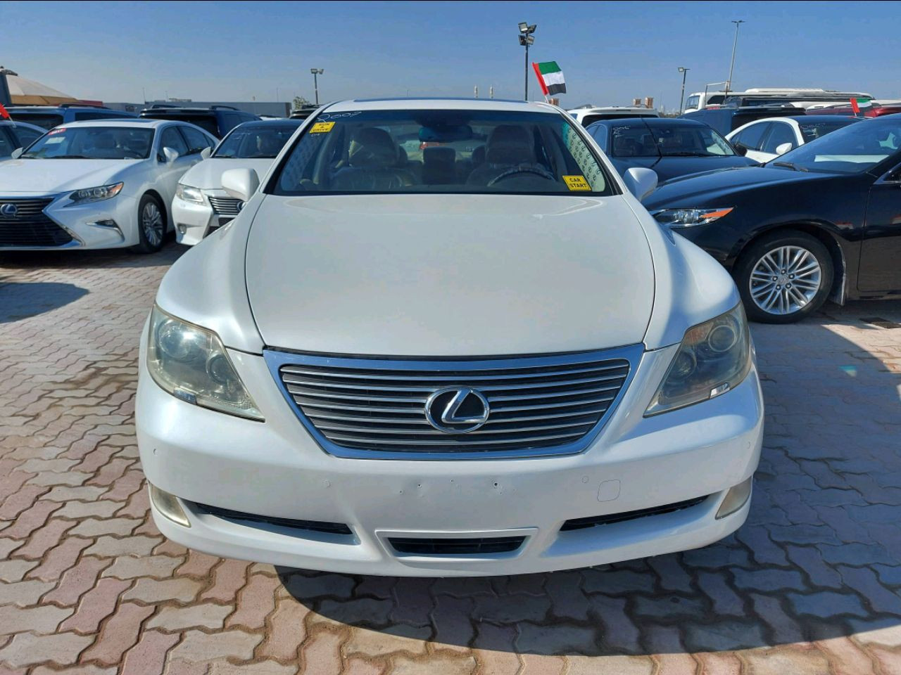 Lexus LS-Series - Image 2