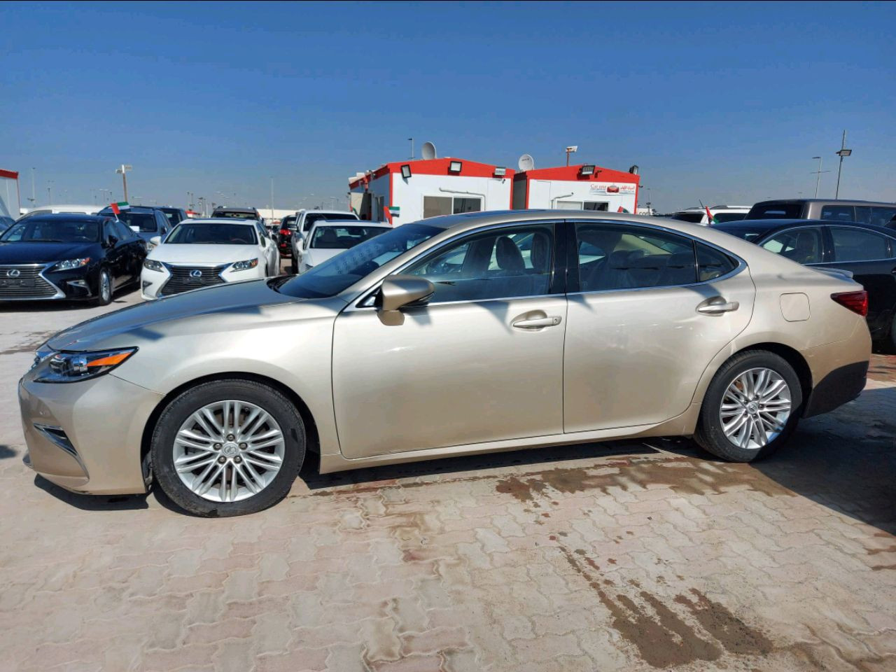 Lexus ES-Series - Image 4