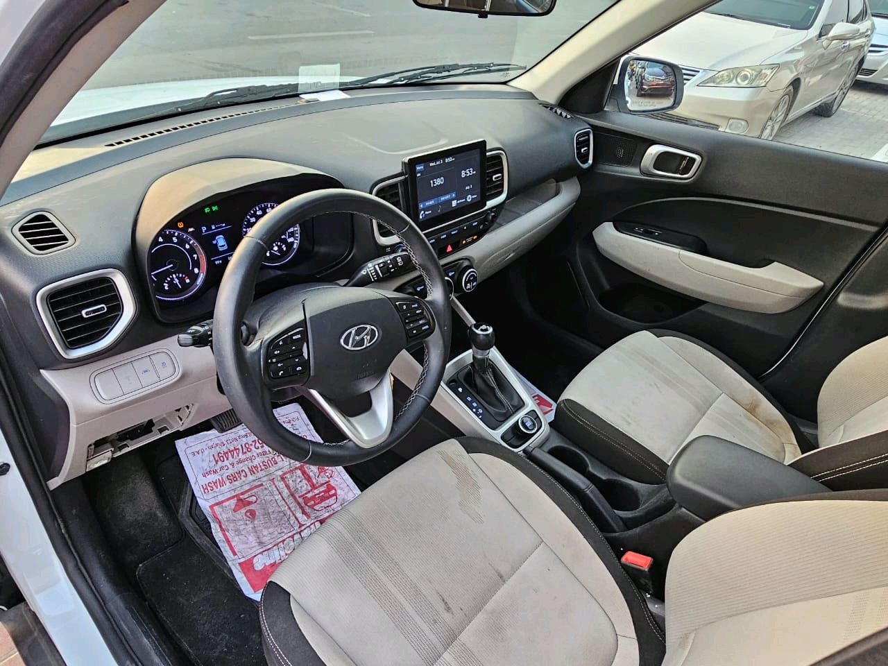 Hyundai VENUE - Image 10