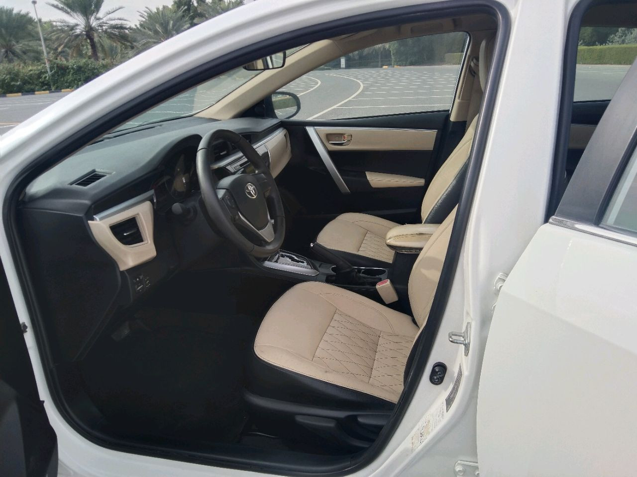 Toyota Corolla - Image 9