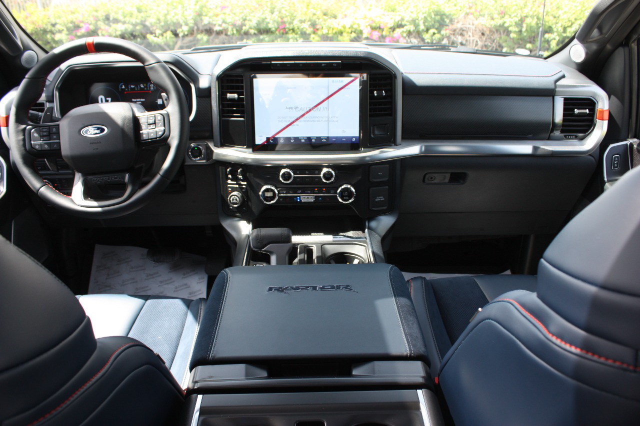 Ford Raptor - Image 6