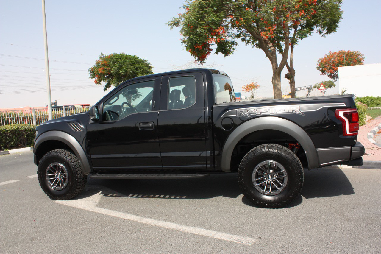 Ford Raptor - Image 4