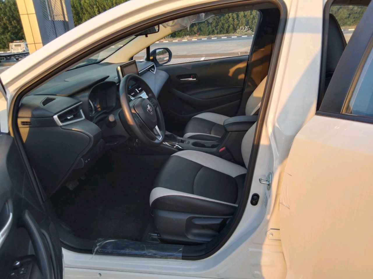 Toyota Corolla - Image 4