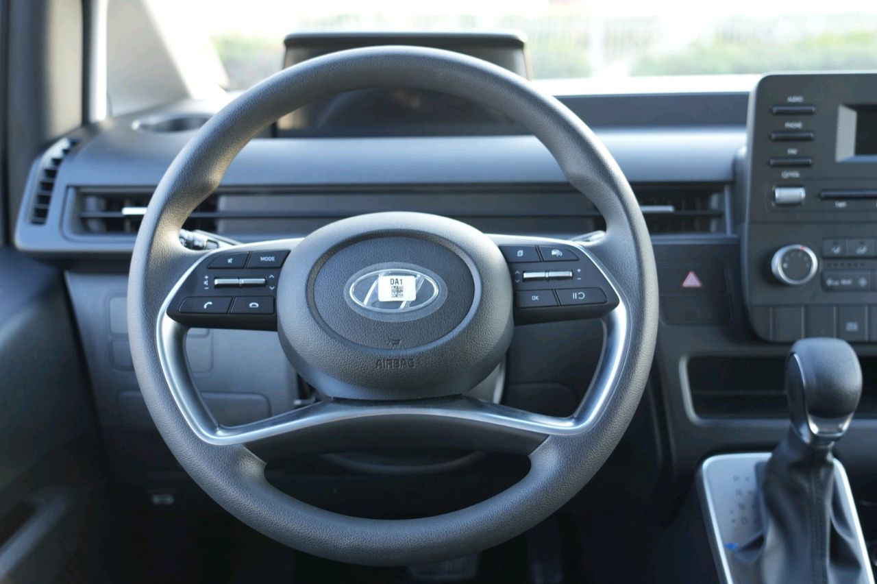 Hyundai STARIA - Image 5