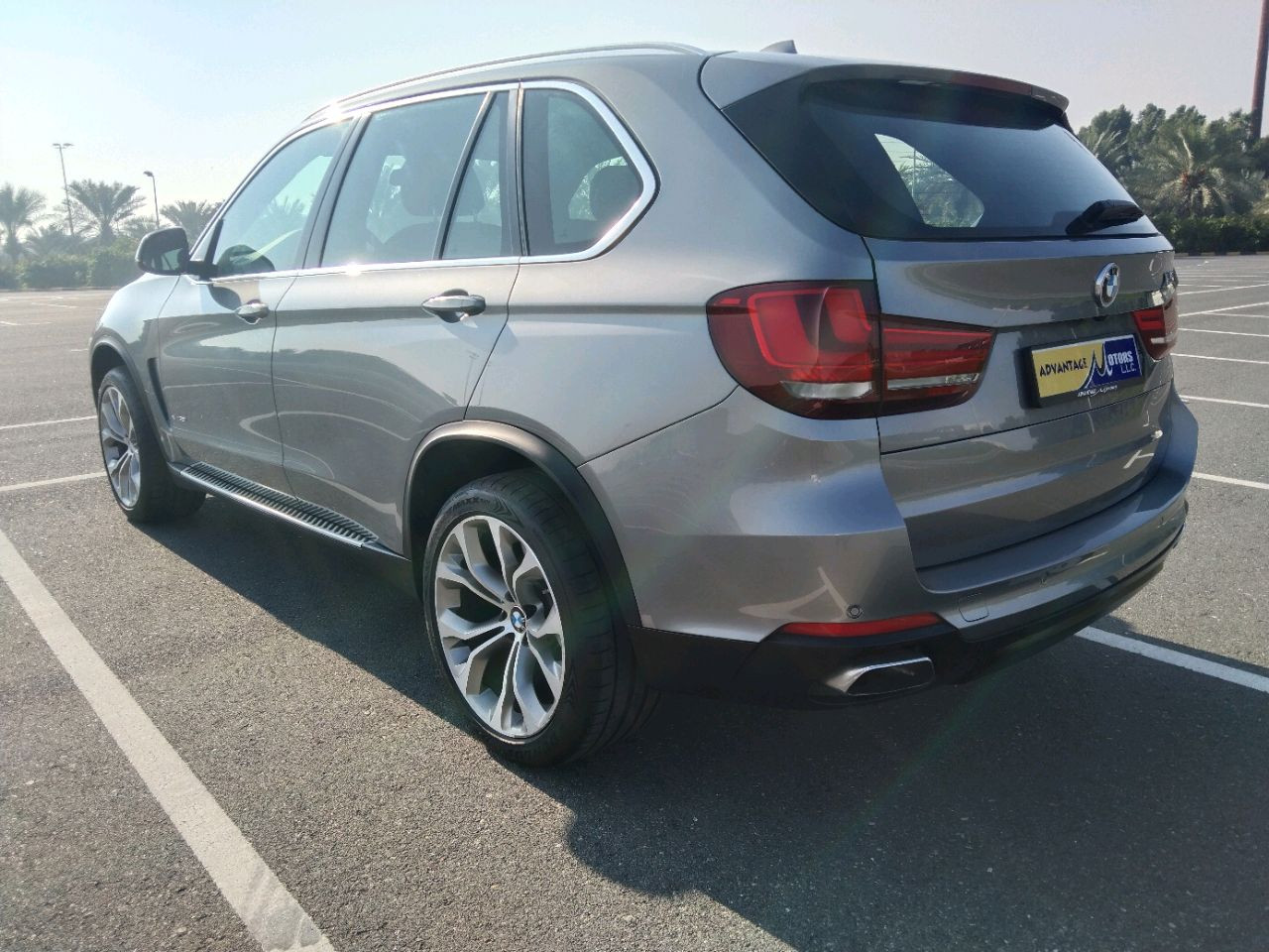BMW 5-Series - Image 6