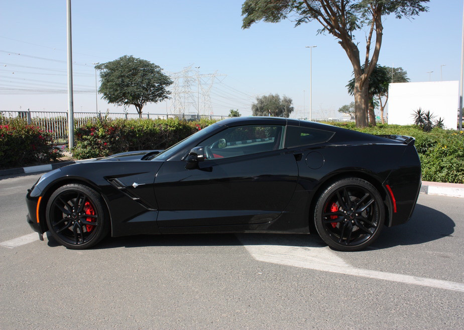 Chevrolet Corvette - Image 8