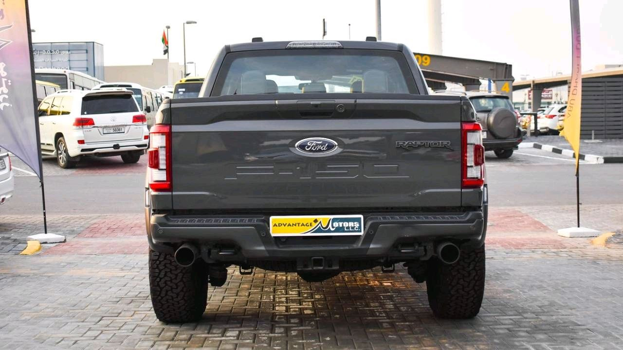 Ford Raptor - Image 11
