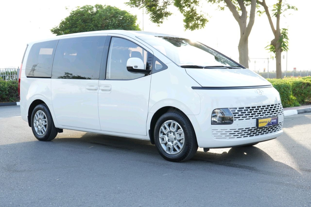 Hyundai STARIA - Image 10