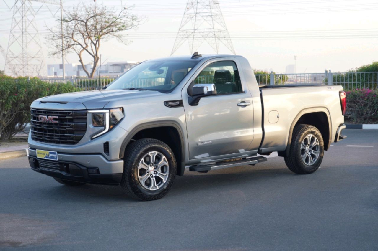 GMC Sierra - Image 12