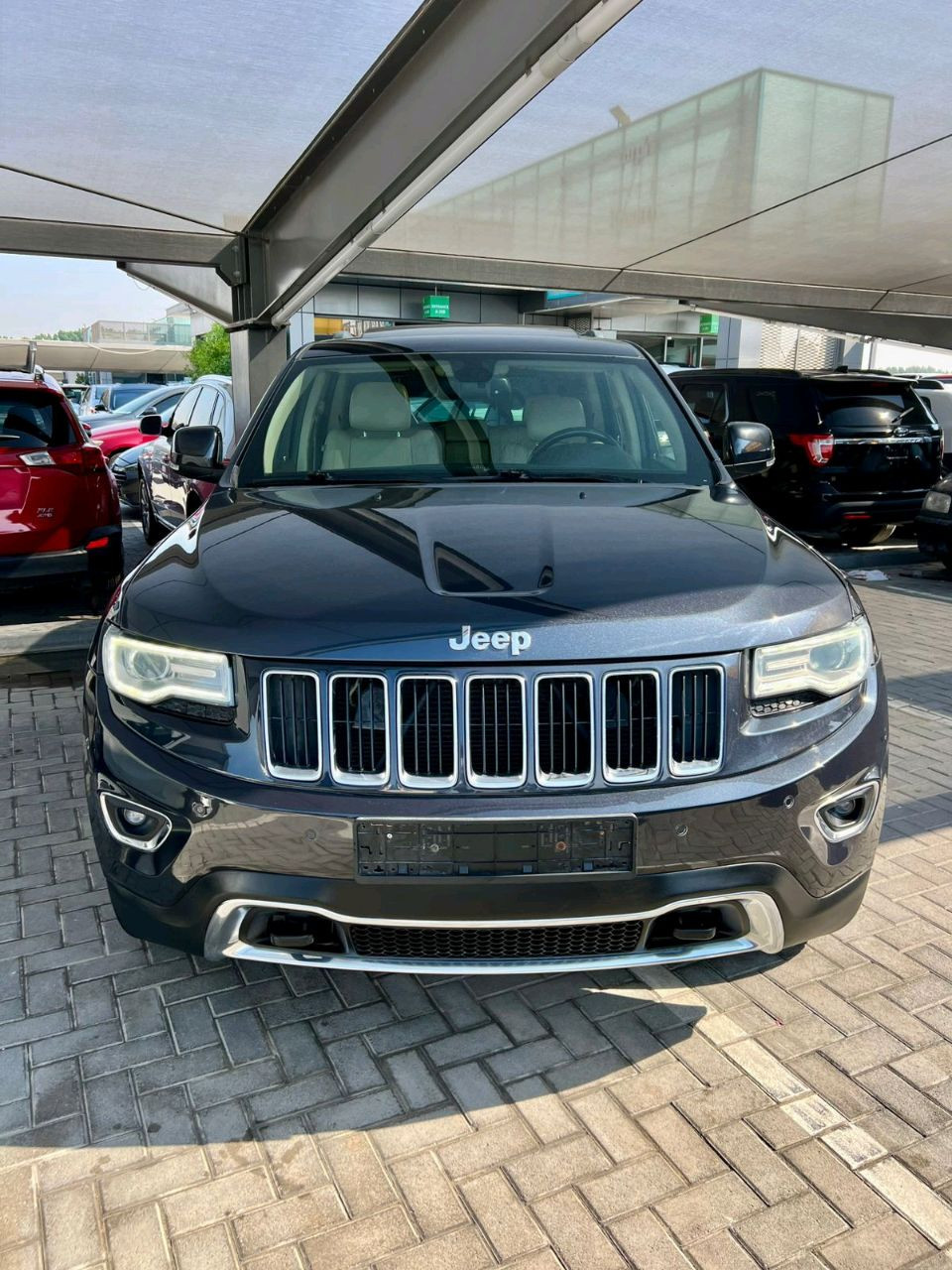Jeep Cherokee - Image 6