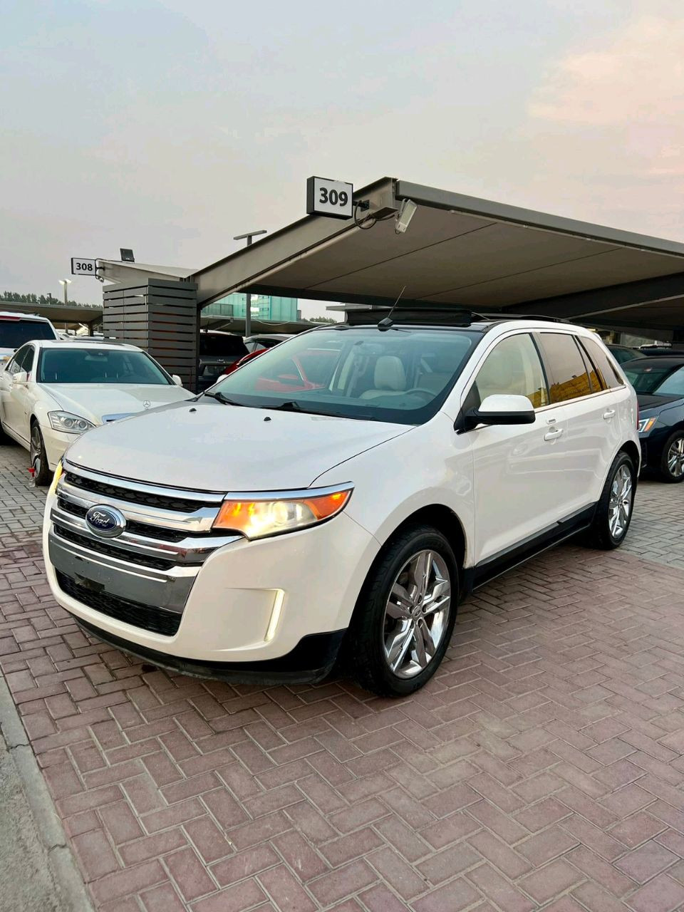 Ford Edge - Image 6
