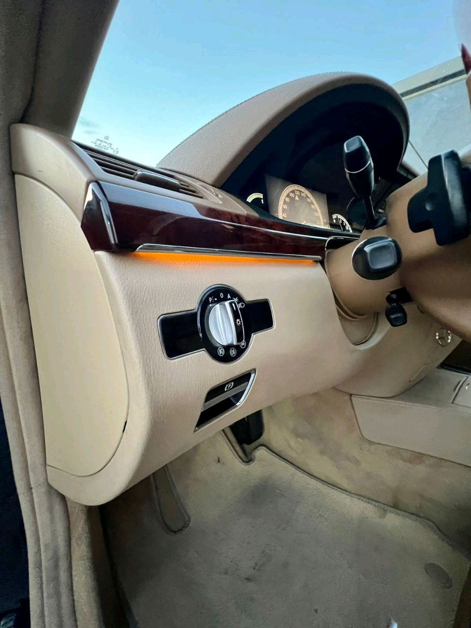 Mercedes Benz S-Class - Image 7