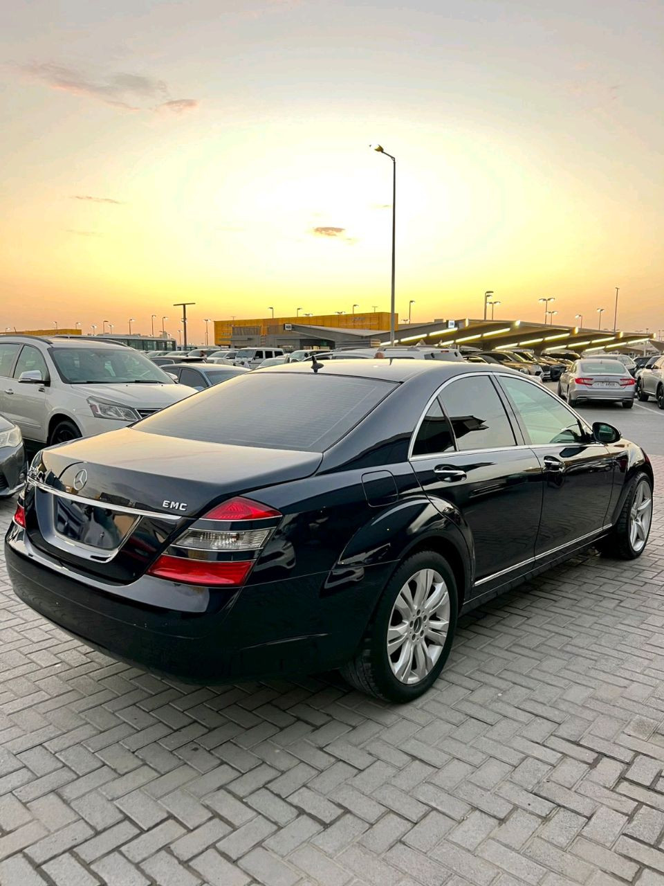 Mercedes Benz S-Class - Image 5