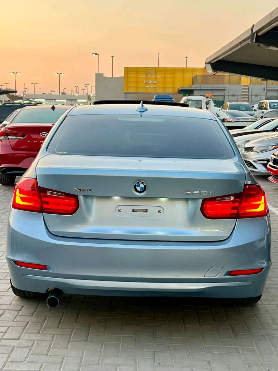 BMW 3-Series - Image 11
