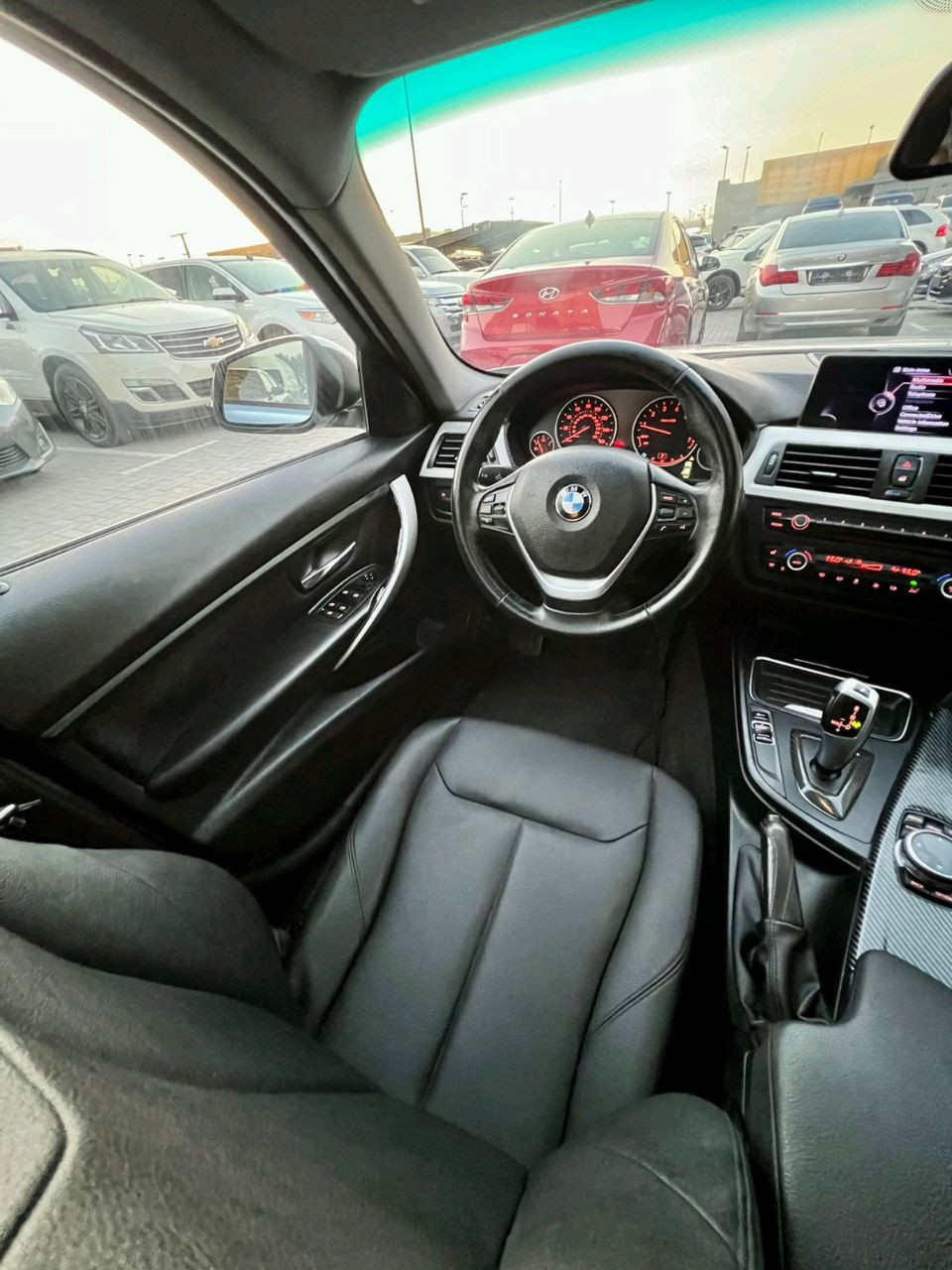 BMW 3-Series - Image 8