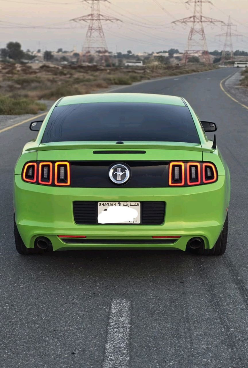 Ford Mustang - Image 11