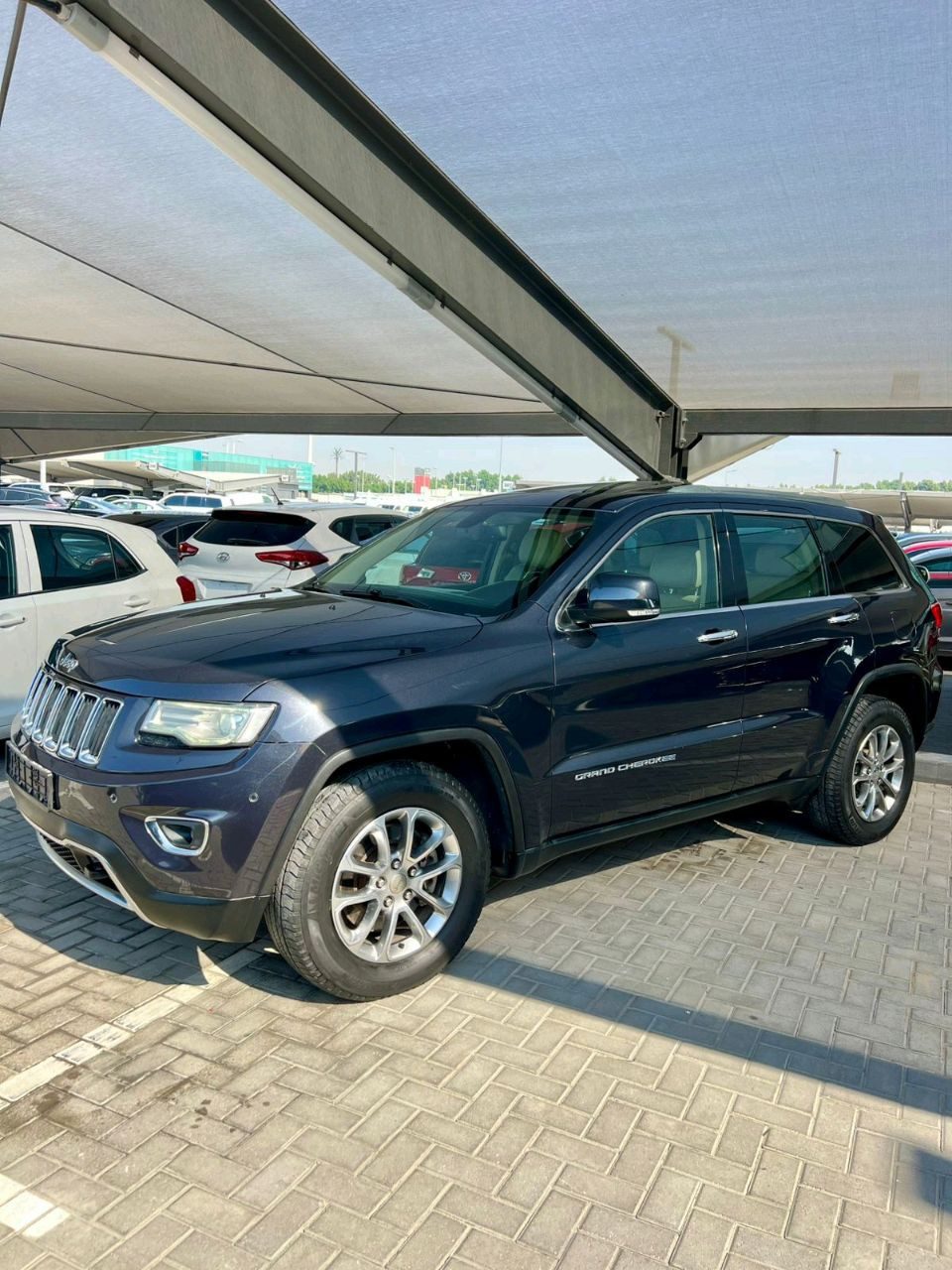 Jeep Cherokee - Image 3