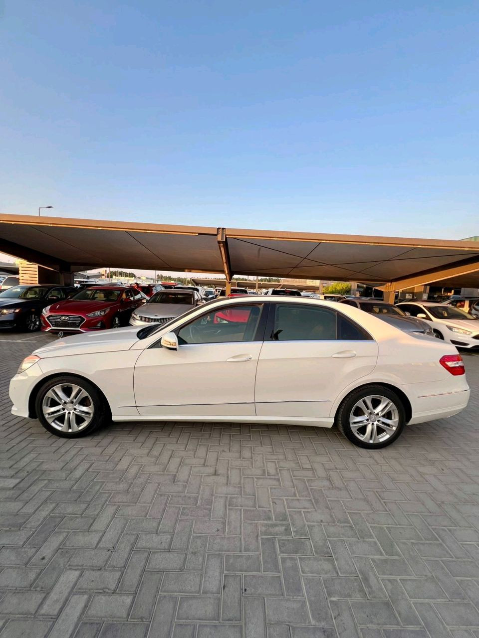 Mercedes Benz E-Class - Image 8