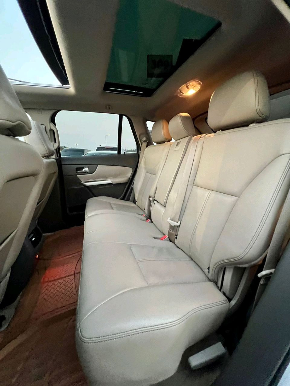 Ford Edge - Image 5