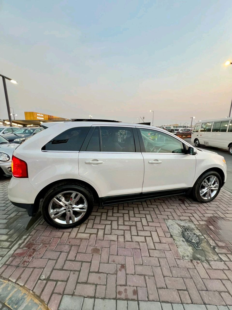 Ford Edge - Image 3