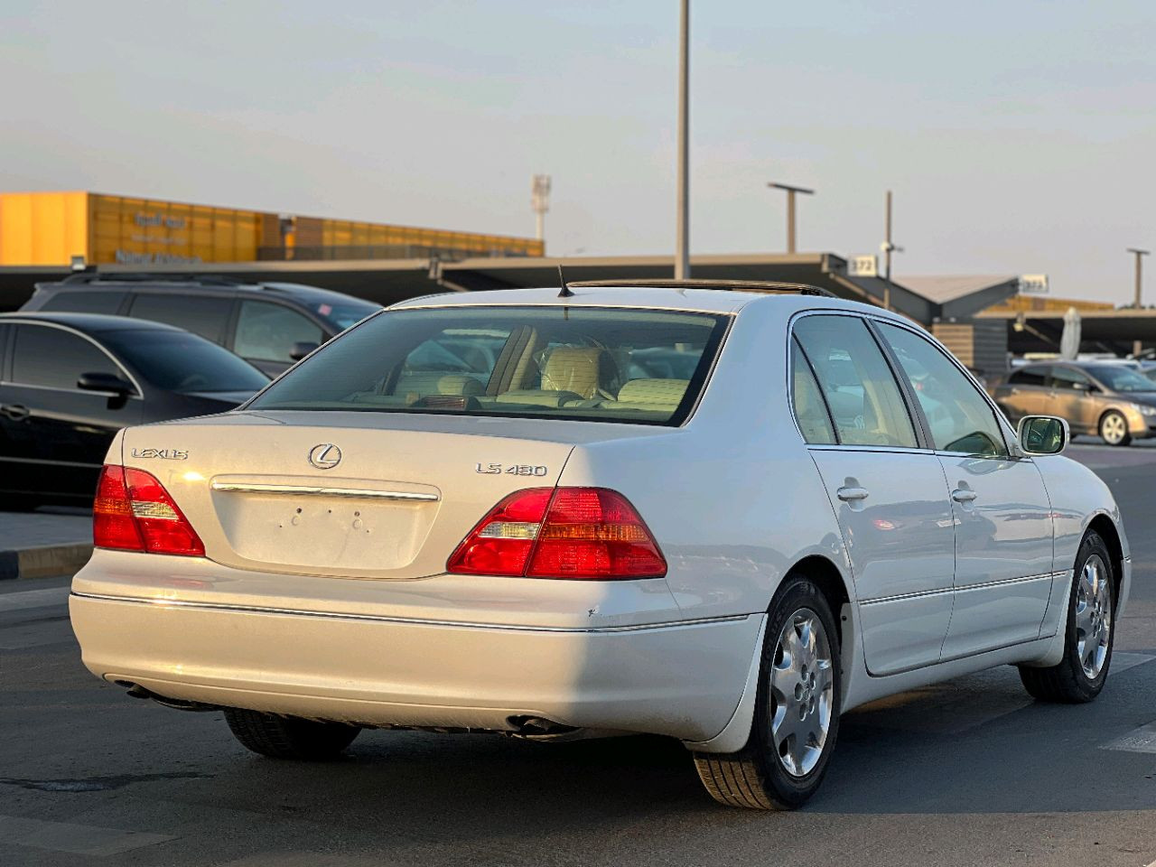 Lexus LS-Series - Image 3